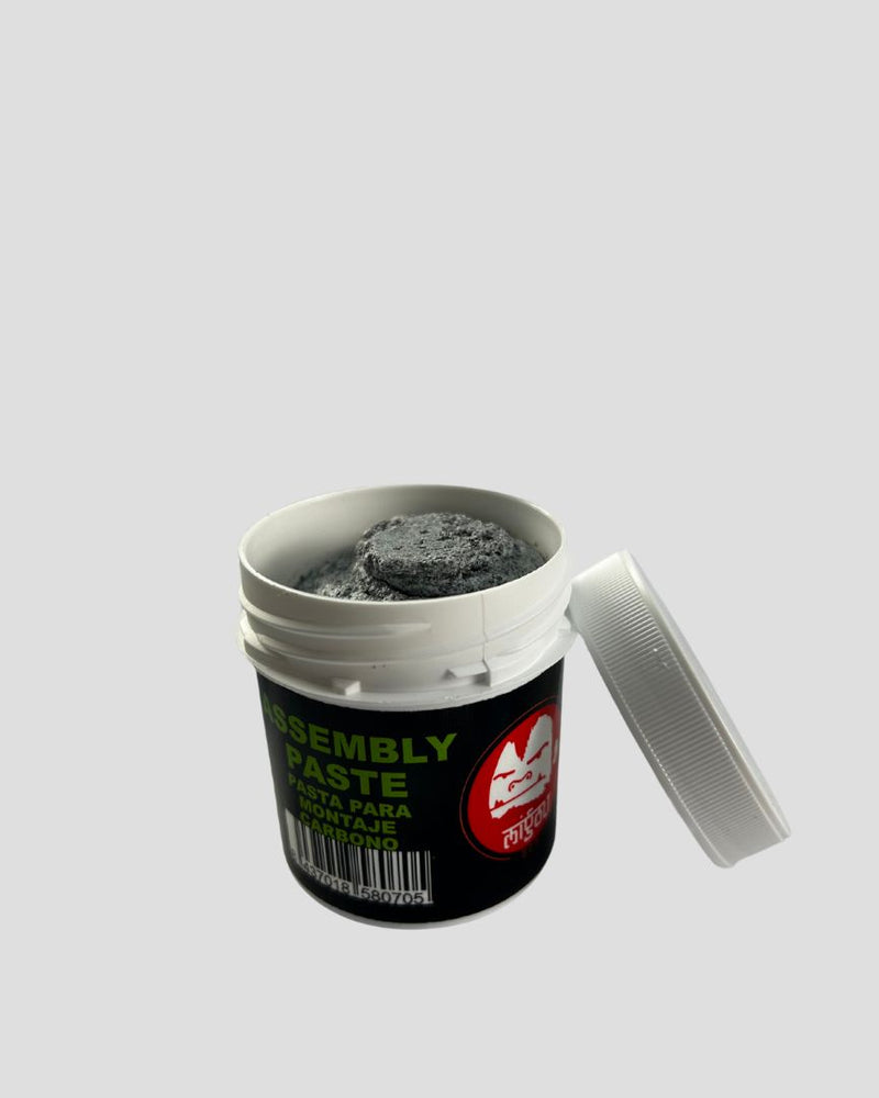 bote de grasa para carbono con particulas de caucho y no abrasiva